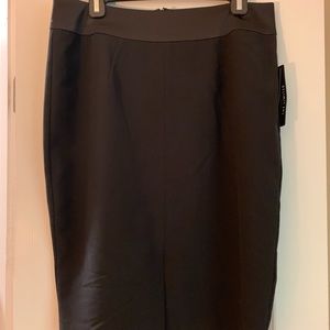 Eva Longoria Black pencil skirt, Size 10